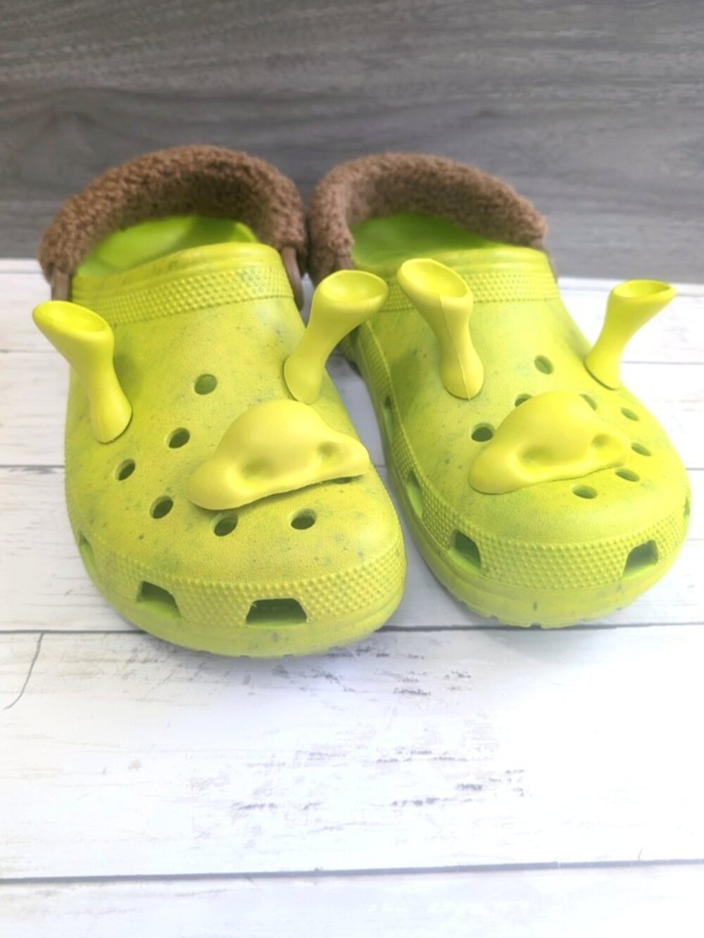 Crocs Classic X DreamWorks Shrek Clog Ogre Green Men's  Size 9.. Women's 11